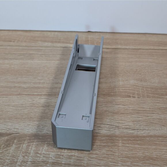 Nintendo Wii Console Stand Base Dock – Original OEM Silver Model RVL-017 - Picture 1 of 3